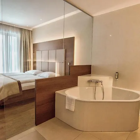 Schlosspark - Adults Only Hotel Mauerbach