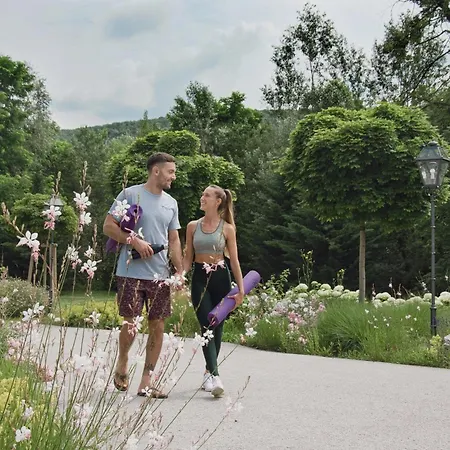 Schlosspark - Adults Only マウアーバハ