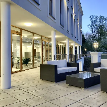 Schlosspark - Adults Only