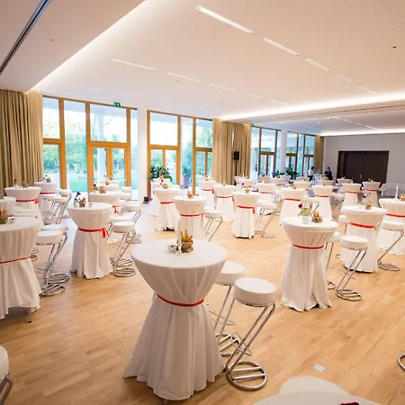 ホテル Schlosspark - Adults Only マウアーバハ