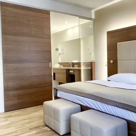 Hotel Schlosspark - Adults Only Mauerbach