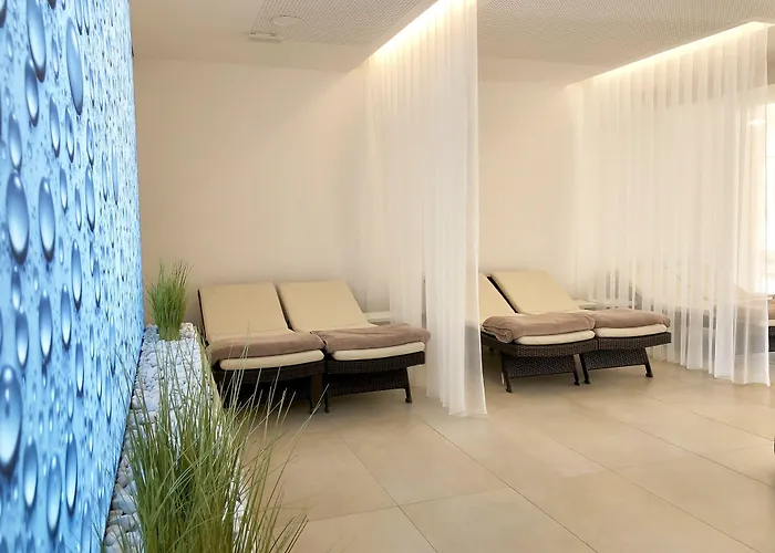 Schlosspark - Adults Only