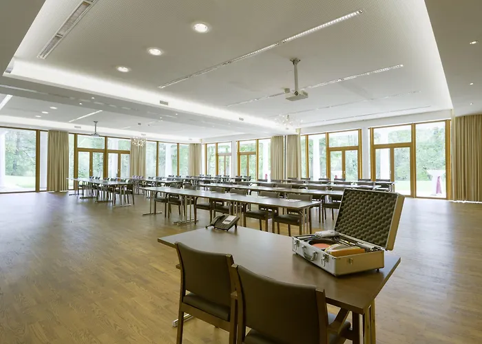 מלון Schlosspark - Adults Only 4*