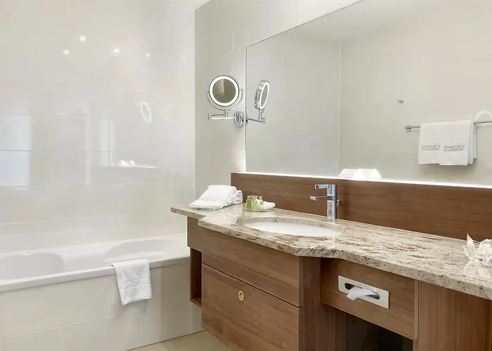 Schlosspark - Adults Only Hotel